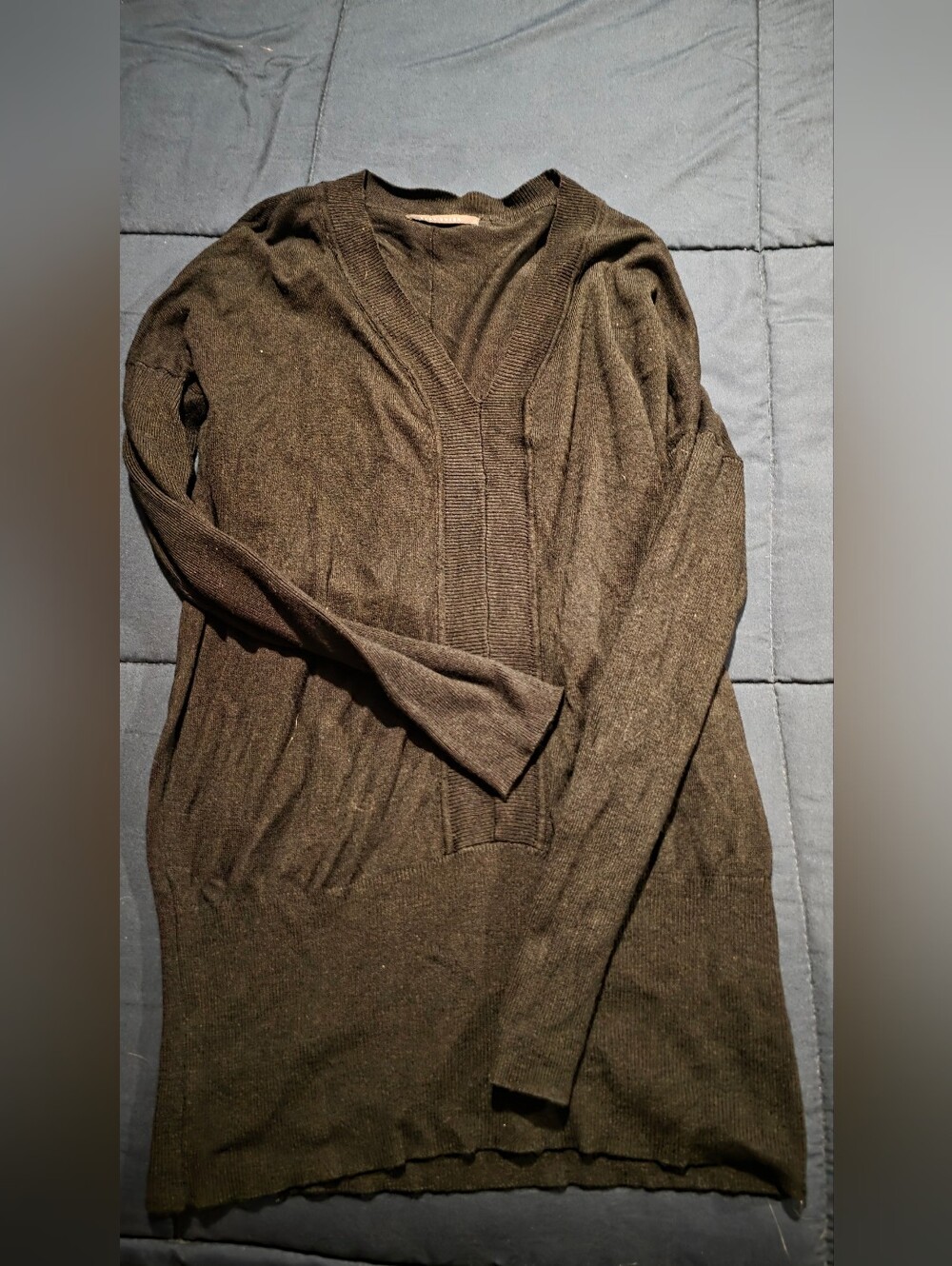 Black Vneck Sweater Suzy Shier Sz M
